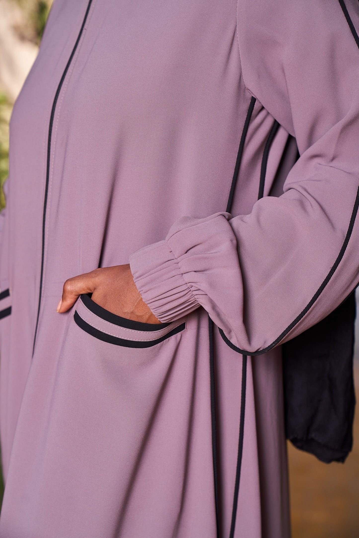 Zipper Lined Abaya