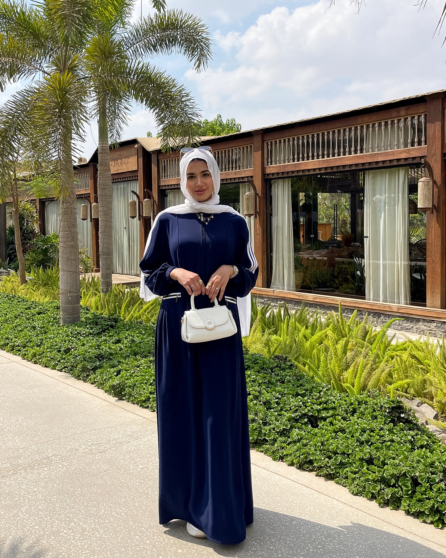 Flowy Pocket Abaya