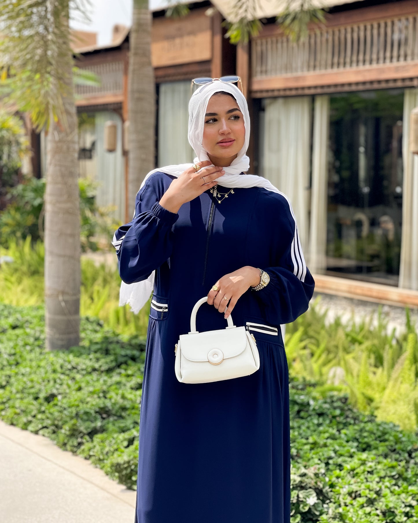 Flowy Pocket Abaya