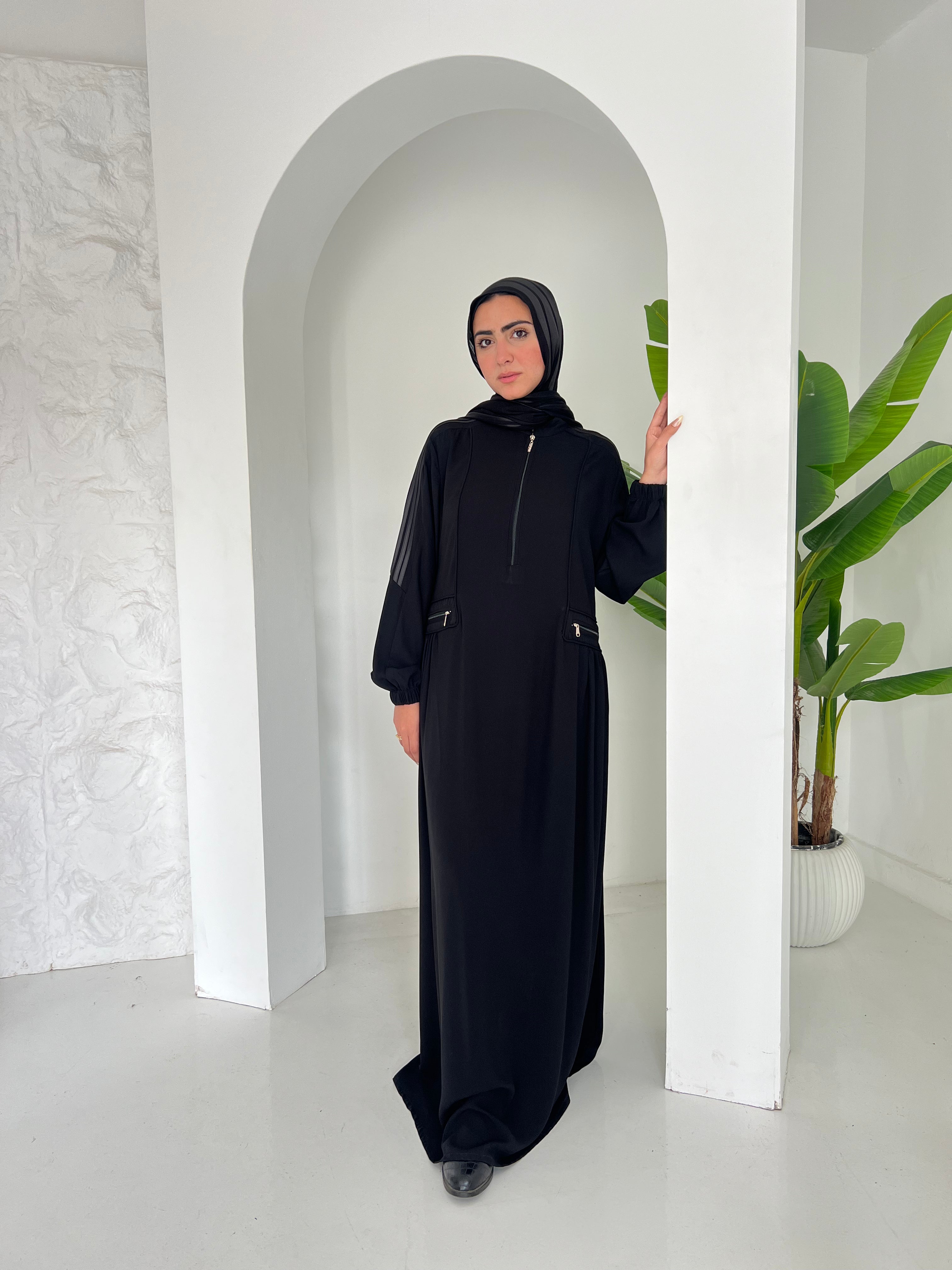 Flowy Pocket Abaya