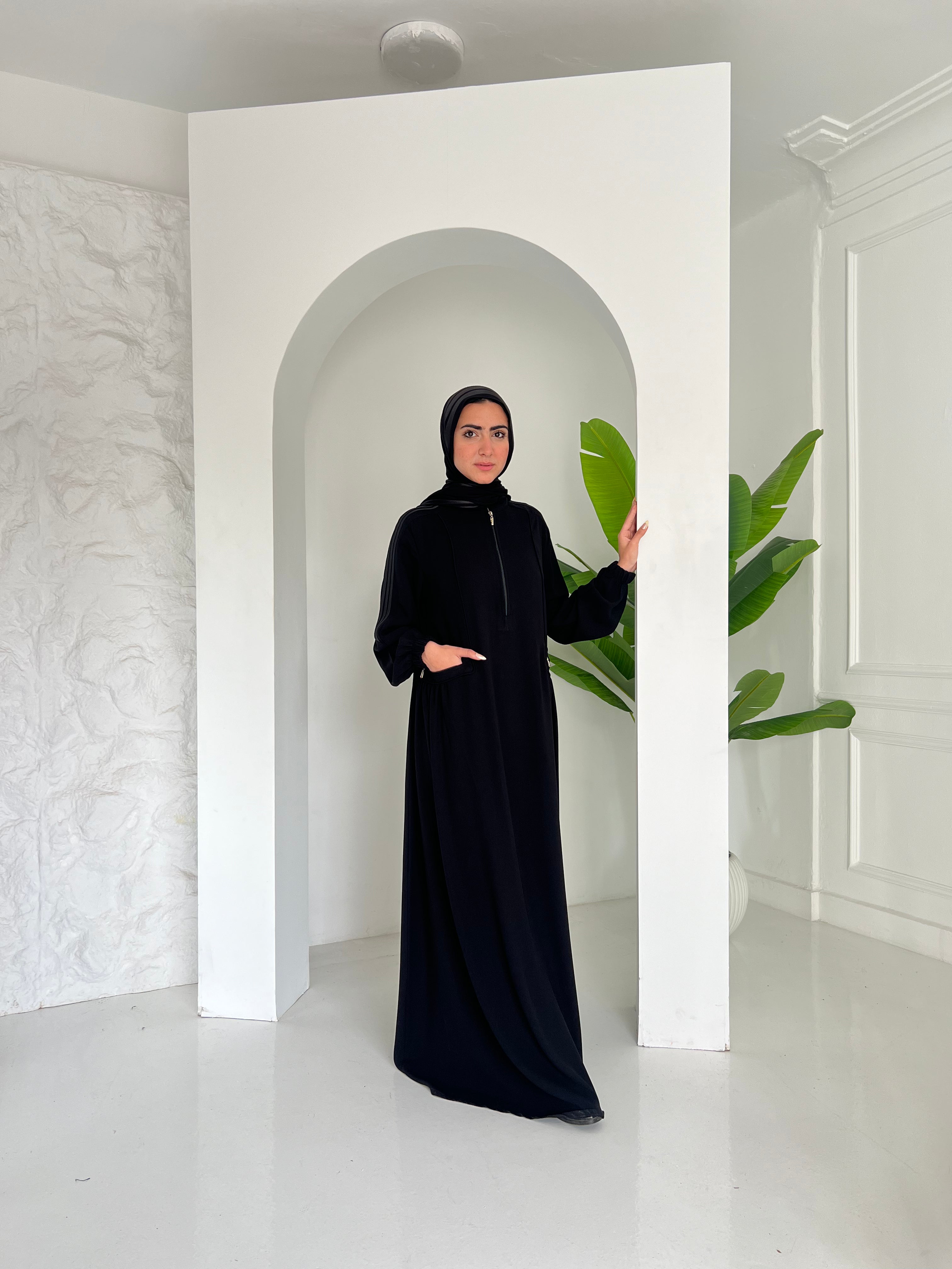 Flowy Pocket Abaya