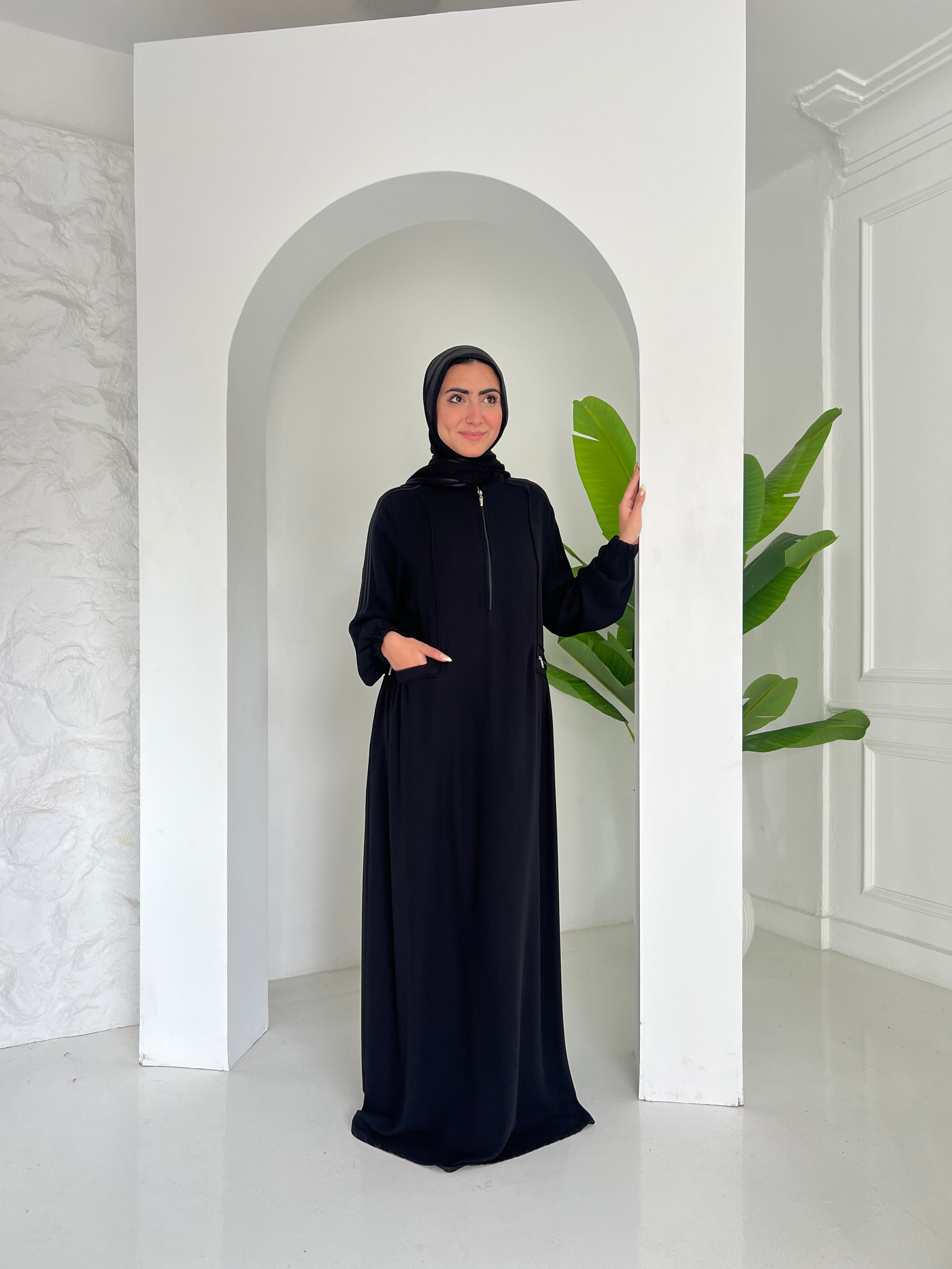 Flowy Pocket Abaya